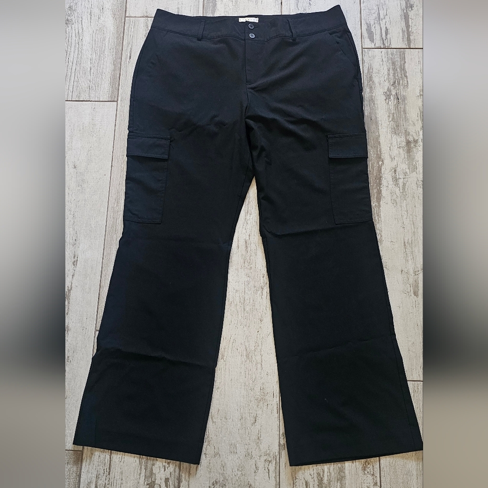 Old Navy Stretch Black Pants NWOT 18